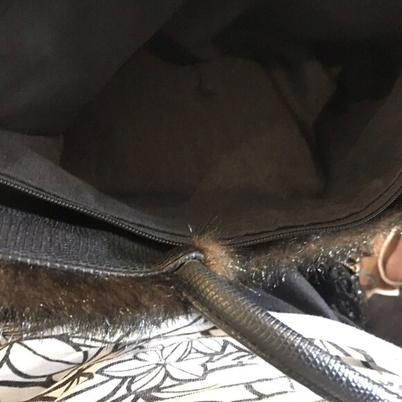 Bueno Tapestry Tote With Black Fuzzy Feather Trim Great For Stage Production - Picture 3 of 6